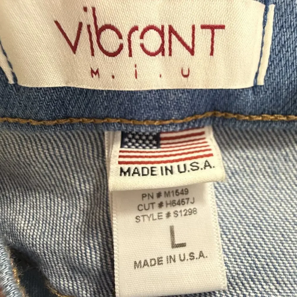 Vibrant‎ MIU Shorts Juniors Size Large Blue Denim Stretch High Rise S1298